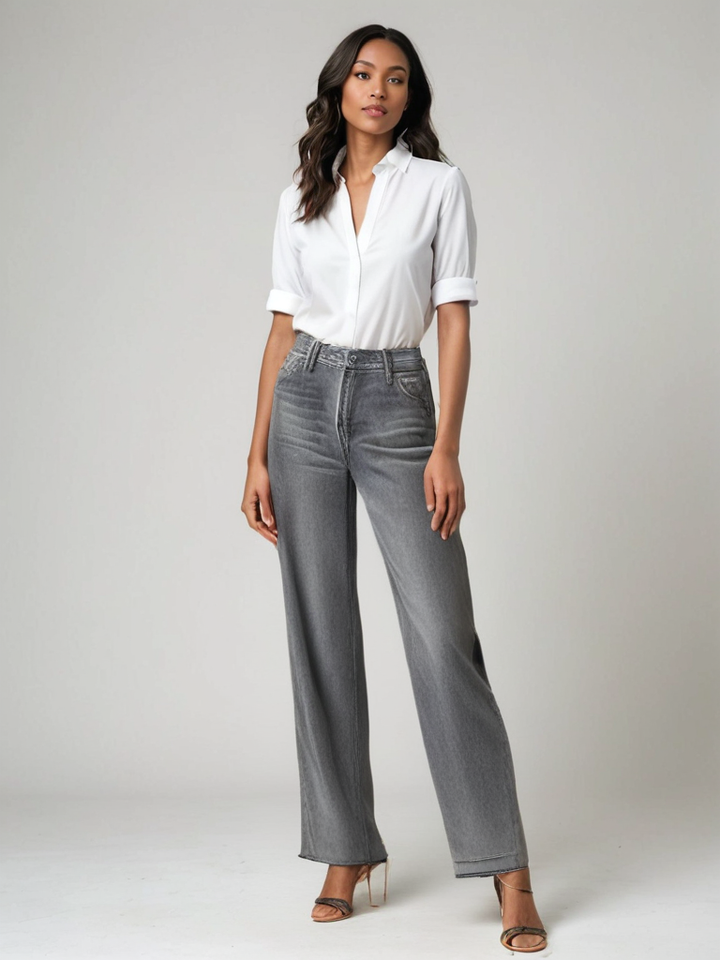 Grå Utställd Jeans